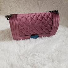 Load image into Gallery viewer, Solid Velvet Purse
